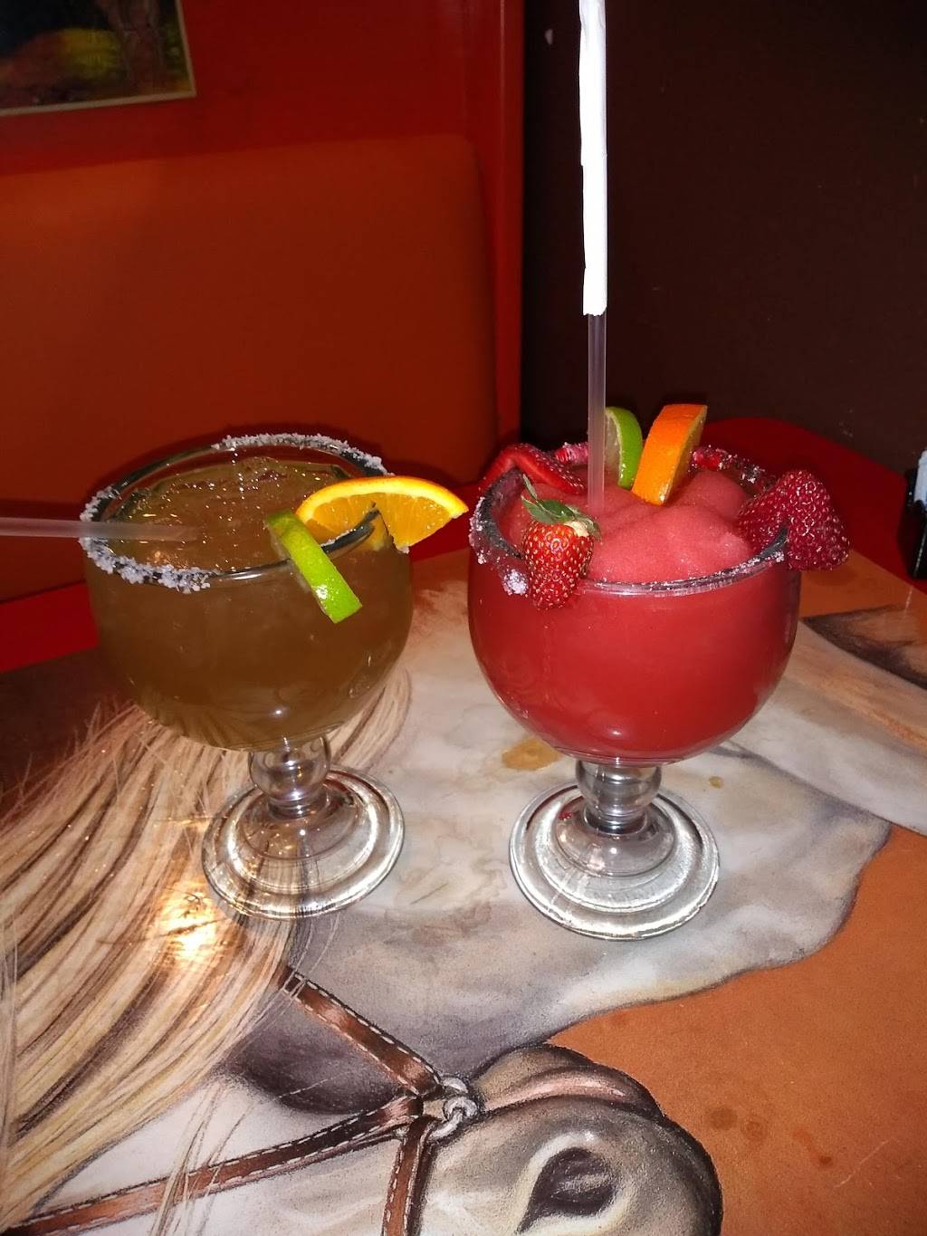 La Cascada Mexican Restaurant | restaurant | 212 W Main St, Gas City, IN 46933, USA | 7655734831 OR +1 765-573-4831