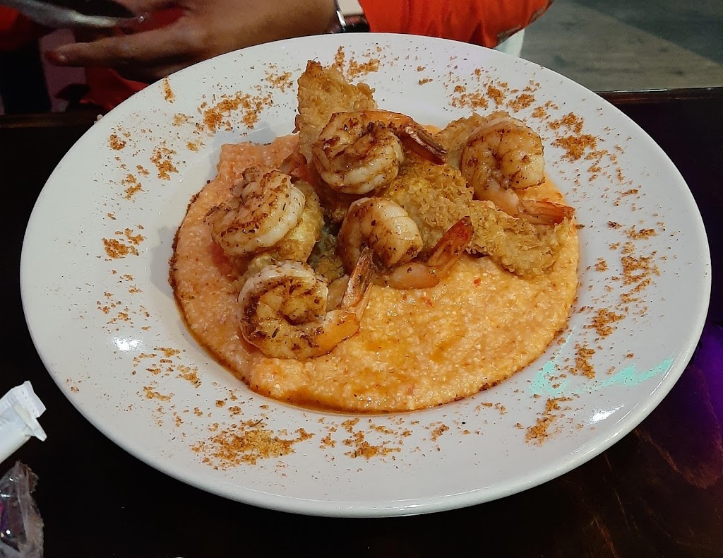 Canvas Social Cuisine | restaurant | 411 Granby St, Norfolk, VA 23510, USA | 7579376220 OR +1 757-937-6220