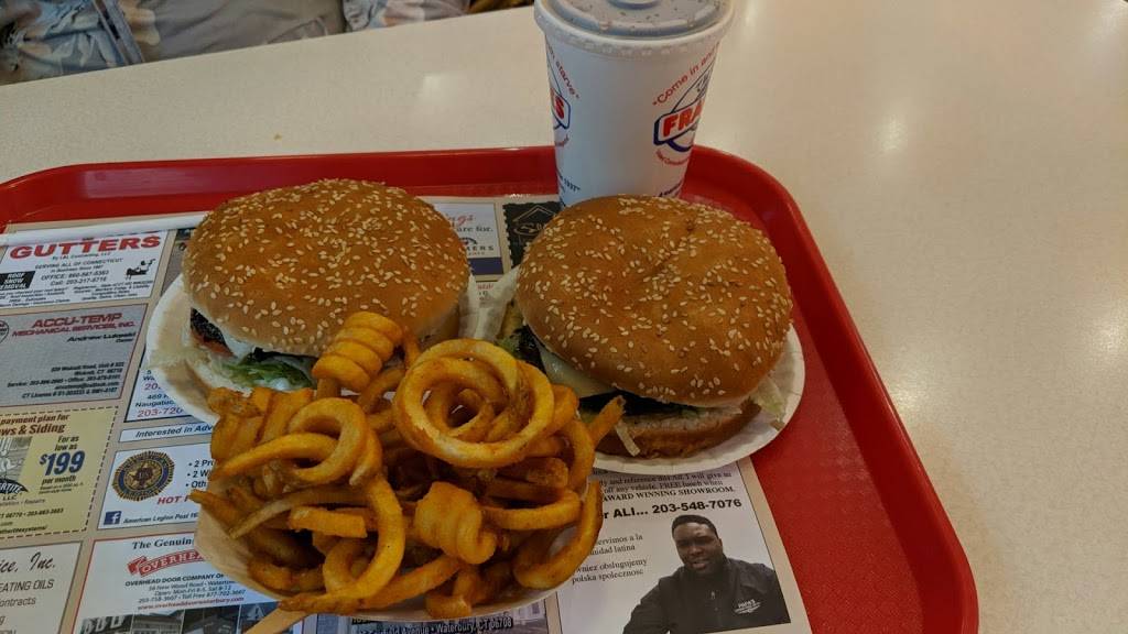 Frankies Family Restaurant | restaurant | 348 Chase Ave, Waterbury, CT 06704, USA | 2037543647 OR +1 203-754-3647