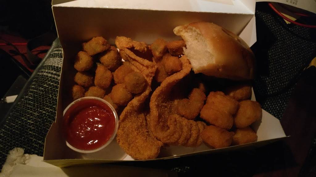 Chicken Express | restaurant | 2021 N Loop 336 W, Conroe, TX 77304, USA | 9364410090 OR +1 936-441-0090