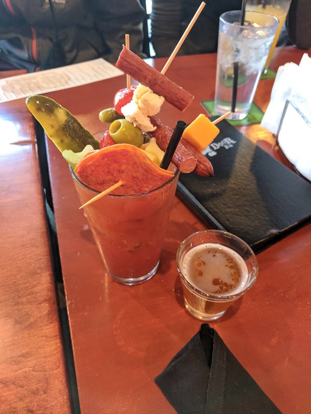 Iron Door Pub | restaurant | 3001 Lyndale Ave S, Minneapolis, MN 55408, USA | 6122009967 OR +1 612-200-9967