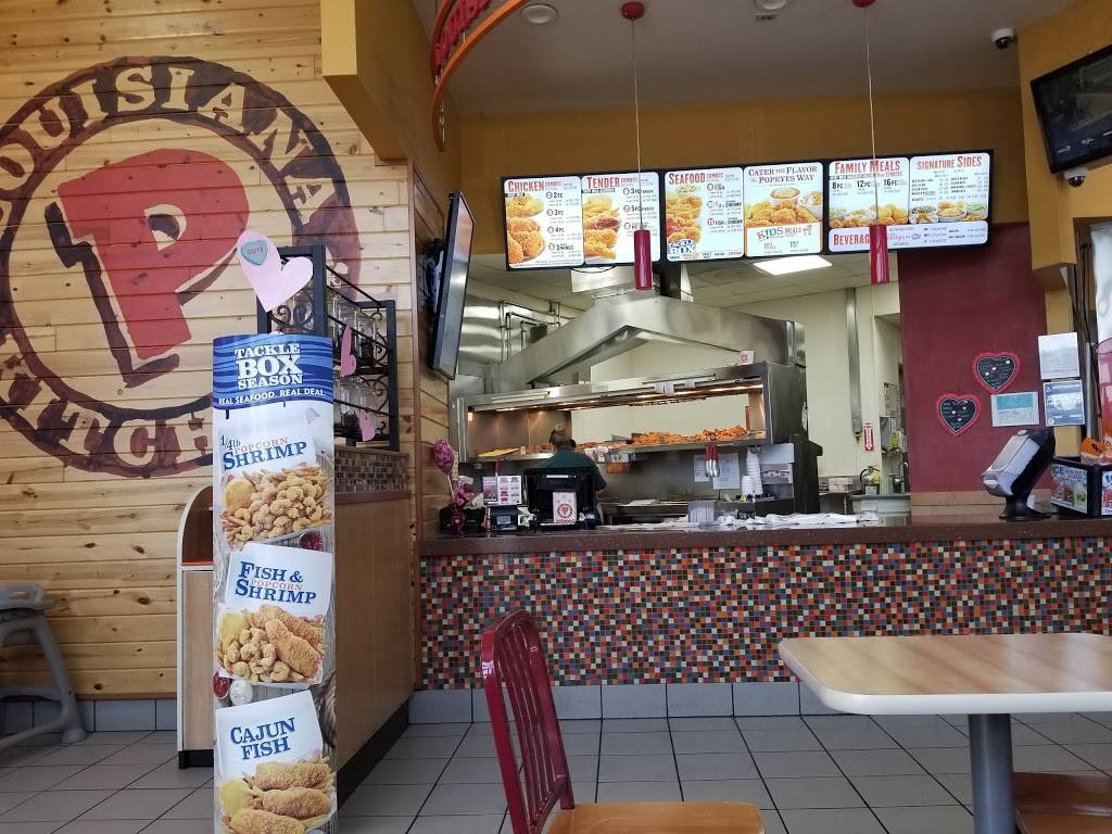 Popeyes Louisiana Kitchen | restaurant | 13745 Paramount Blvd, South Gate, CA 90280, USA | 5624086923 OR +1 562-408-6923