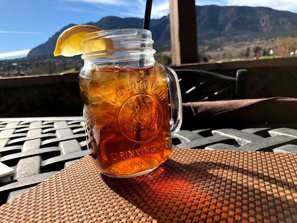 GATES GRILLE | restaurant | 125 Clubhouse Dr, Colorado Springs, CO 80906, USA | 7195384088 OR +1 719-538-4088