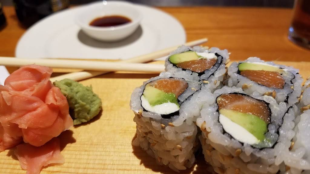 TLS Four Seasons | restaurant | 110 W Bartlett Ave, Bartlett, IL 60103, USA | 6308301988 OR +1 630-830-1988