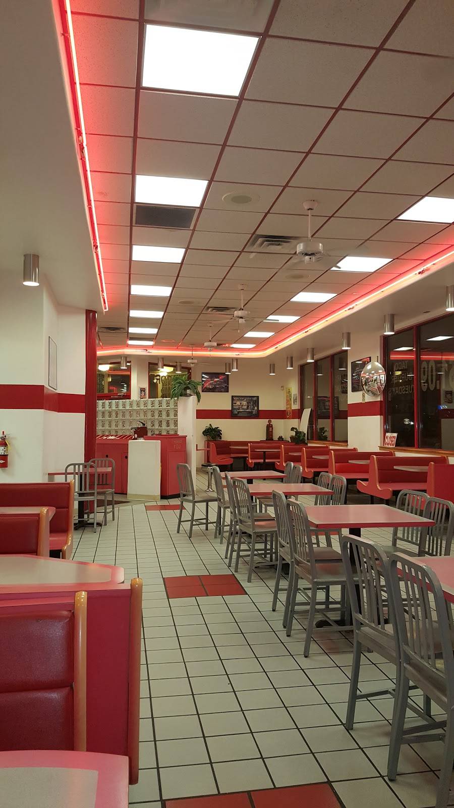 Bobs Burgers | restaurant | 305 Eubank Blvd NE, Albuquerque, NM 87123, USA | 5053320818 OR +1 505-332-0818