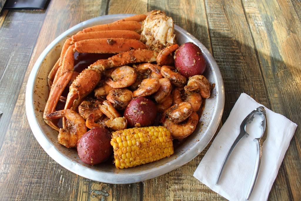 Red Crab - Juicy Seafood | restaurant | 1801 Carl D. Silver Pkwy, Fredericksburg, VA 22401, USA | 5407866901 OR +1 540-786-6901