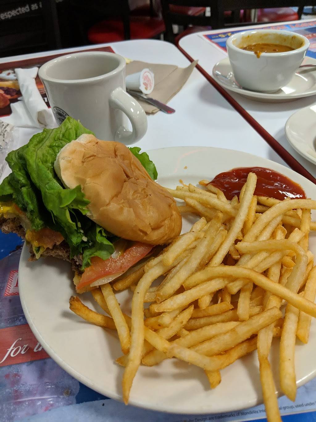 Steak n Shake | restaurant | 6243 W Washington St, Indianapolis, IN 46241, USA | 3174811948 OR +1 317-481-1948