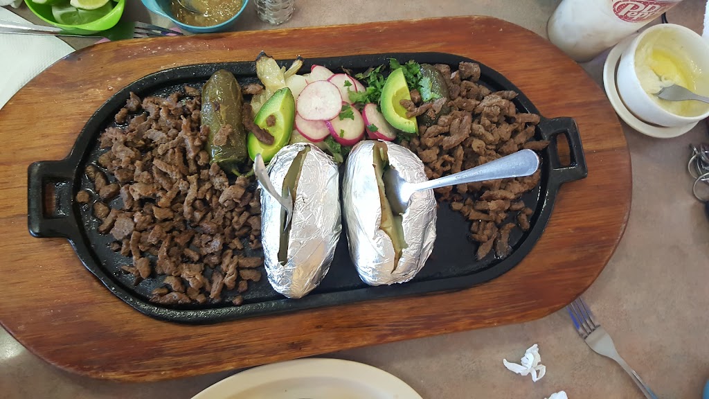 El Chaparral Cafe | restaurant | 6560 Montana Ave, El Paso, TX 79925, USA | 9157717191 OR +1 915-771-7191