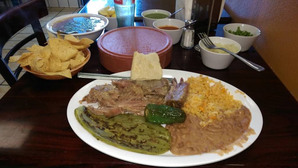 El Borrego De Oro Restaurant | restaurant | 2403 Whittier Blvd, Los Angeles, CA 90023, USA | 3237804213 OR +1 323-780-4213