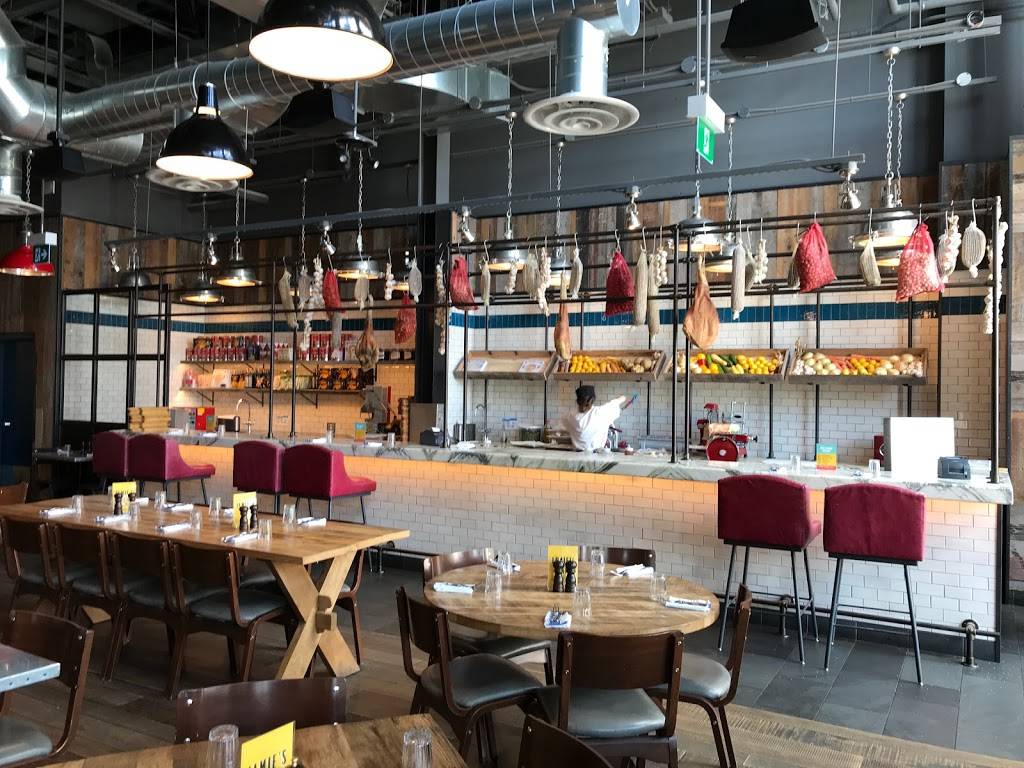 Jamies Italian Square One | restaurant | 100 City Centre Drive, 454 Square One Dr Unit #2, Mississauga, ON L5B 2C9, Canada | 9057669090 OR +1 905-766-9090