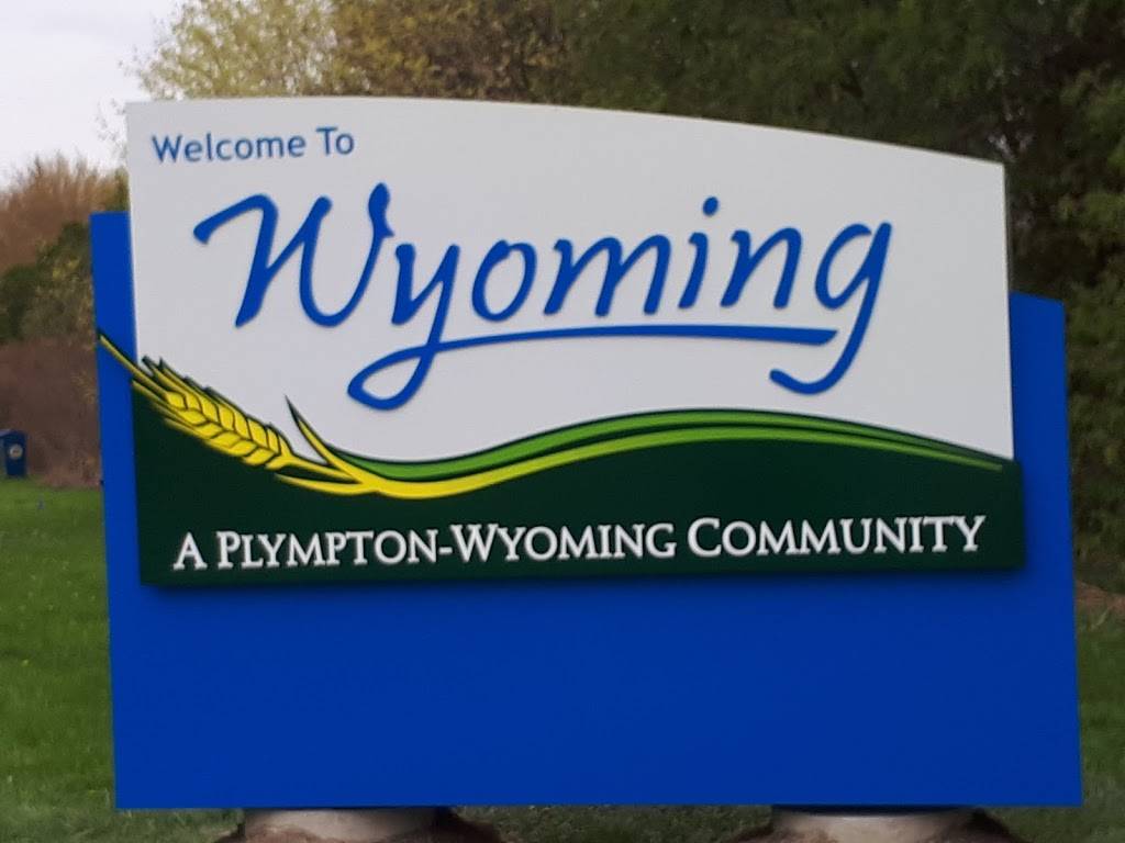 Bobbis Diner | restaurant | 641 Broadway St, Wyoming, ON N0N 1T0, Canada | 5198451739 OR +1 519-845-1739