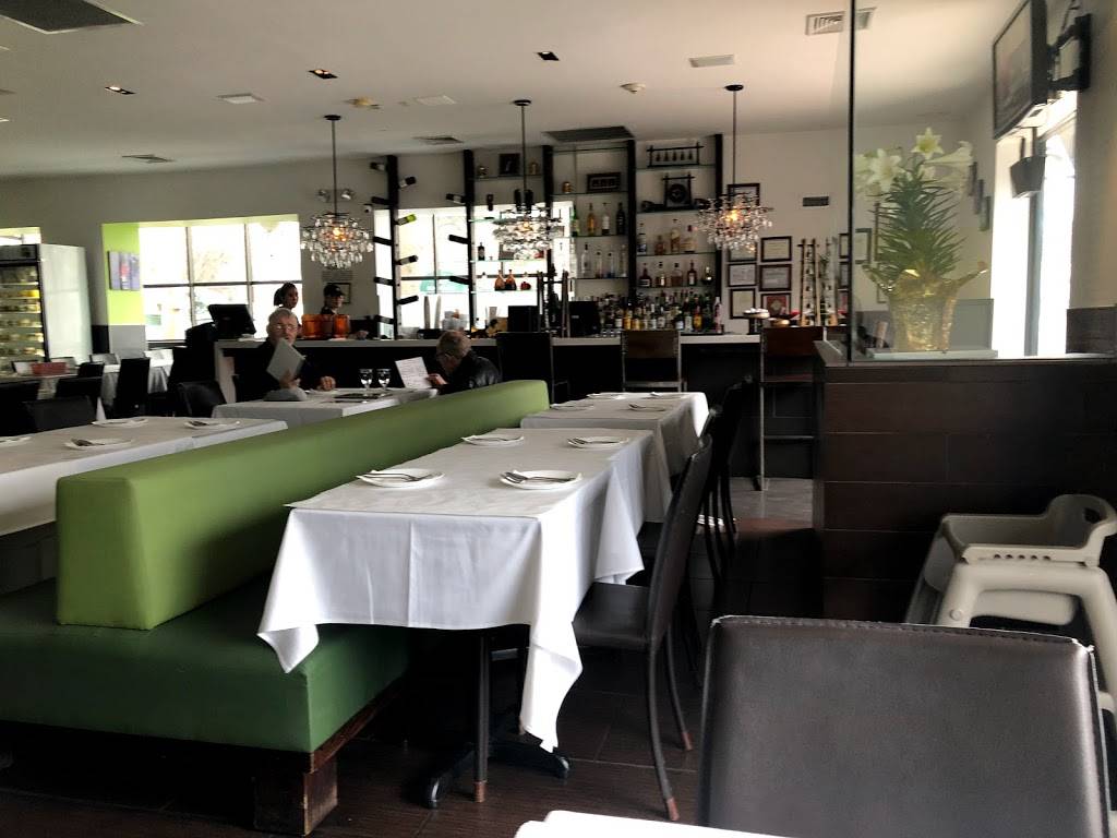 SriPraPhai | restaurant | 280 Hillside Avenue, Williston Park, NY 11596, USA | 5162803779 OR +1 516-280-3779