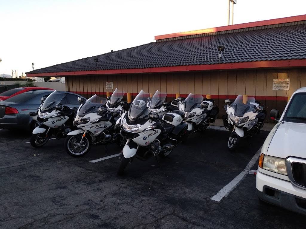 Dennys | restaurant | 487 Harbor Dr, Oceanside, CA 92054, USA | 7607226705 OR +1 760-722-6705