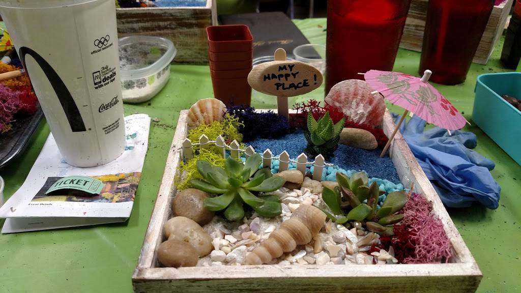 Hide-A-Way Lounge & Grill | restaurant | 1080 Orange Dr, Vacaville, CA 95687, USA | 7074481900 OR +1 707-448-1900