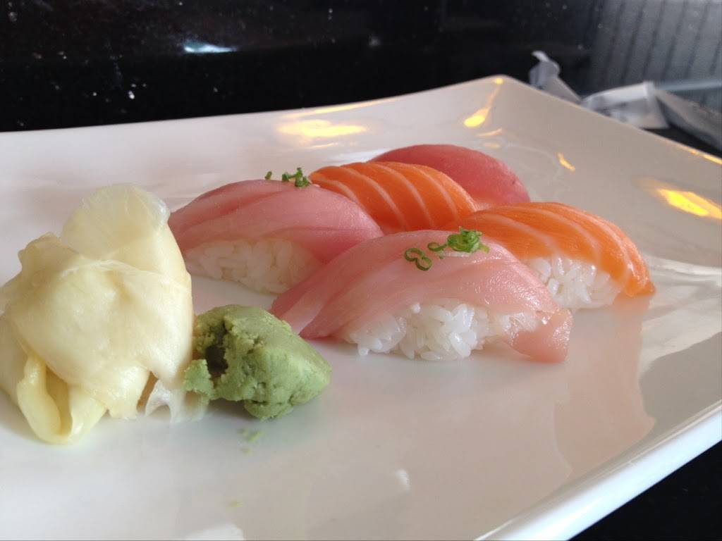 Asiana Bistro | restaurant | 176-61 Union Tpke, Fresh Meadows, NY 11366, USA | 7183800568 OR +1 718-380-0568