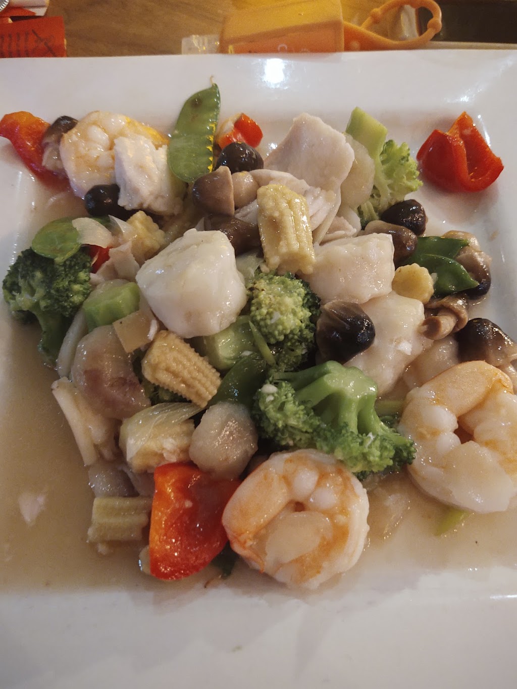 Christine Lees | restaurant | 801 Silks Run, Hallandale Beach, FL 33009, USA | 9544576255 OR +1 954-457-6255