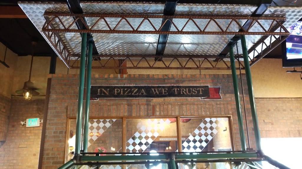 Toppers Pizza | restaurant | 2100 Saviers Rd, Oxnard, CA 93033, USA | 8053854444 OR +1 805-385-4444