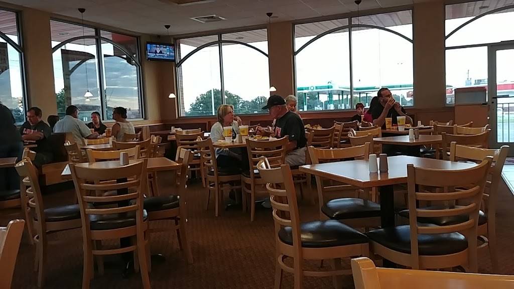 Bojangles Famous Chicken n Biscuits | restaurant | 9265 US-29, Blairs, VA 24527, USA | 4348363500 OR +1 434-836-3500