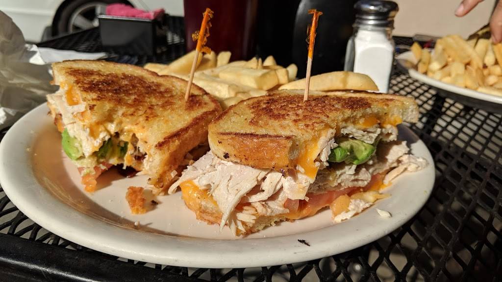 Cafe 126 | restaurant | 11033 Citrus Dr, Ventura, CA 93004, USA | 8056472619 OR +1 805-647-2619