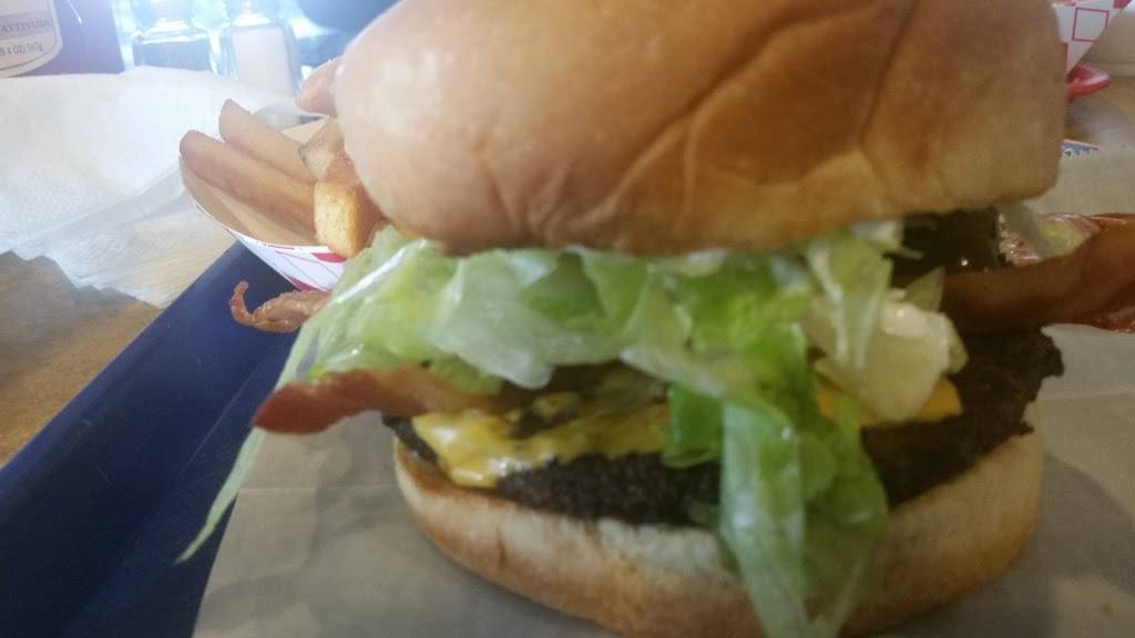 Wimpys Hamburgers | restaurant | 632 Polk St, Houston, TX 77002, USA | 7136520123 OR +1 713-652-0123