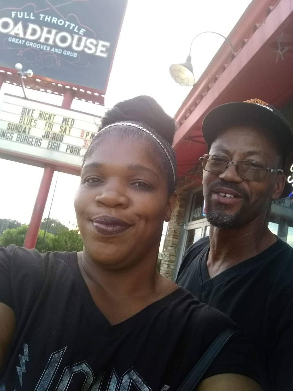 Full Throttle Roadhouse LLC | restaurant | 1420 Veterans Memorial Hwy SW, Mableton, GA 30126, USA | 7707261935 OR +1 770-726-1935