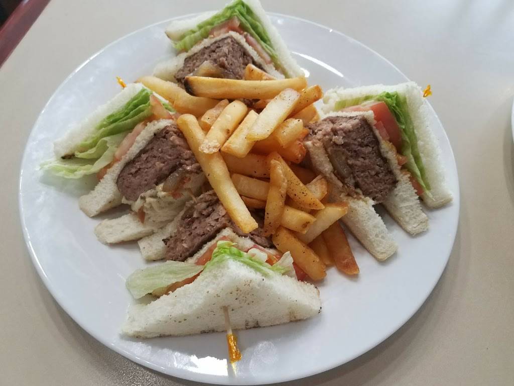 Brazilian Pizza Philly and Restaurant | restaurant | 4002, 7518 Castor Ave, Philadelphia, PA 19152, USA | 2157423100 OR +1 215-742-3100