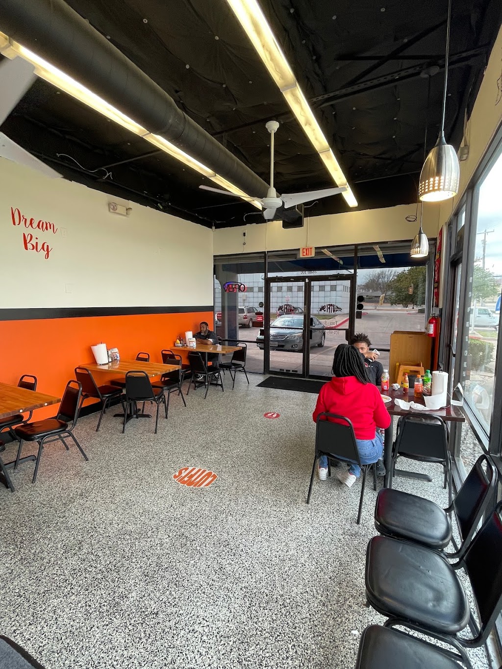 Lutfis Fried Fish | restaurant | 3220 Gus Thomasson Rd #101, Mesquite, TX 75150, USA | 9726853988 OR +1 972-685-3988