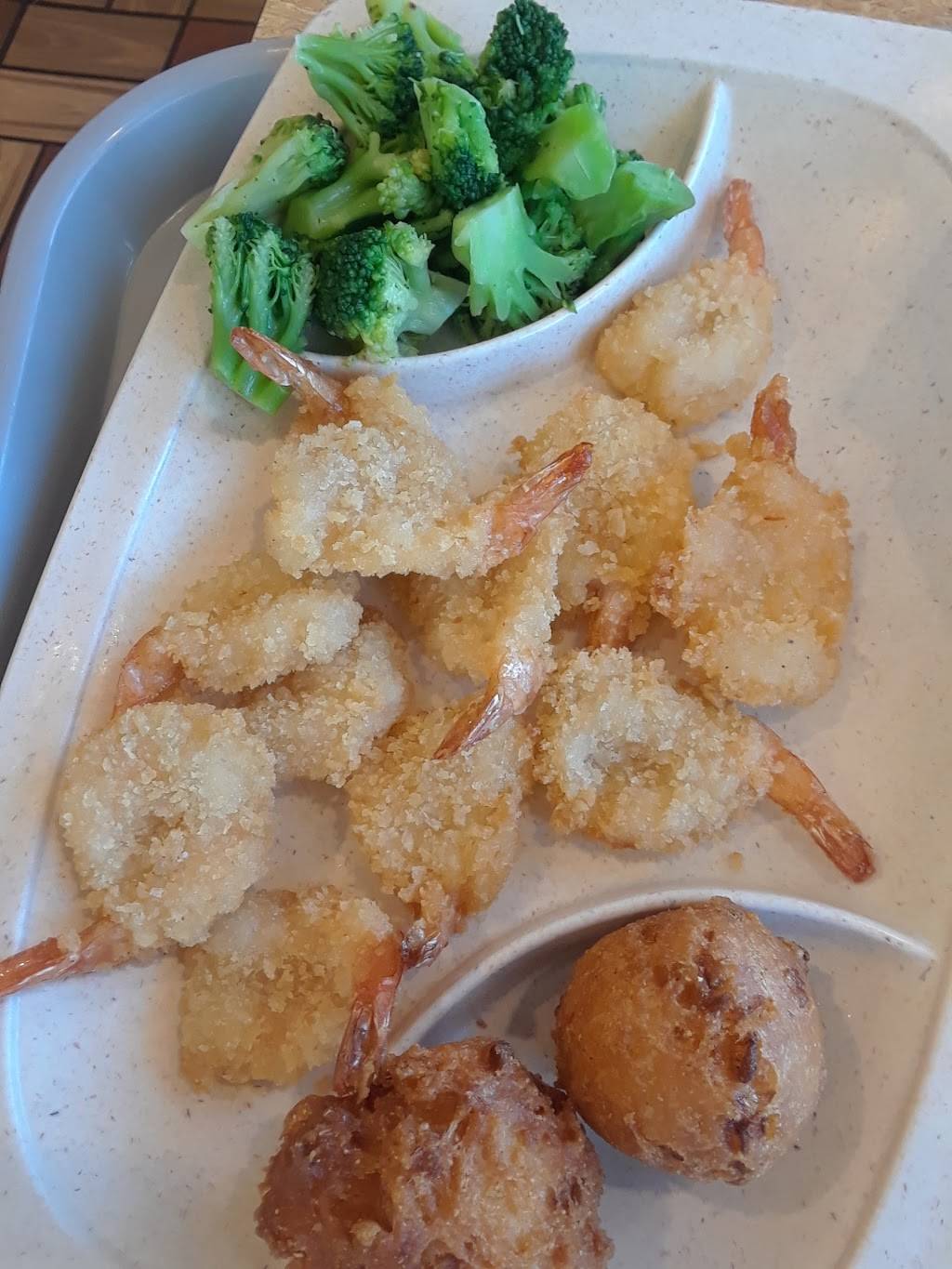 Captain Ds | restaurant | 5130 Ashley Phosphate Rd, Charleston, SC 29418, USA | 8435521107 OR +1 843-552-1107