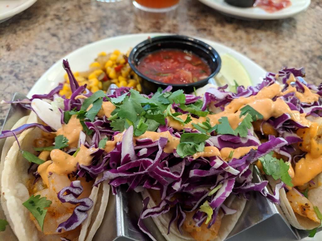 Geezers | restaurant | 12120 Telegraph Rd, Santa Fe Springs, CA 90670, USA | 5629463605 OR +1 562-946-3605