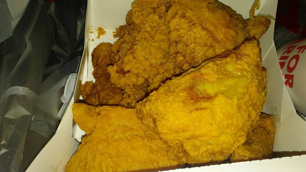 Churchs Chicken | restaurant | 2321 Pass Rd, Gulfport, MS 39501, USA | 2288643442 OR +1 228-864-3442