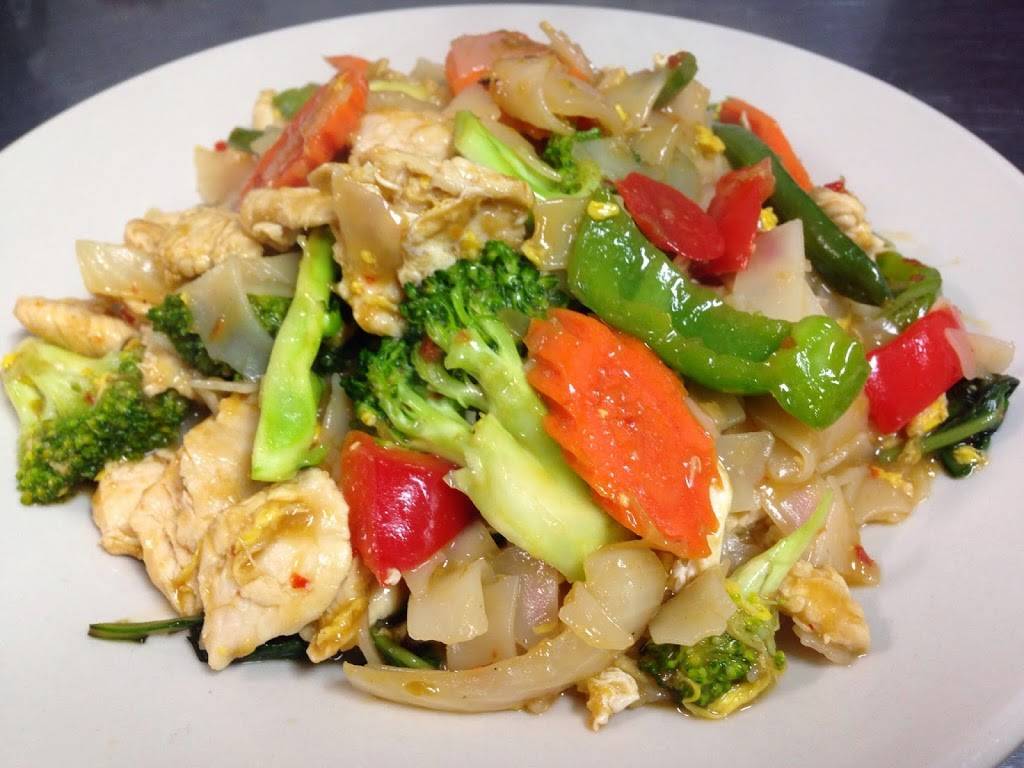 Yas Thai Kitchen - | restaurant | 1593 Briarfield Rd, Hampton, VA 23666, USA | 7578258424 OR +1 757-825-8424