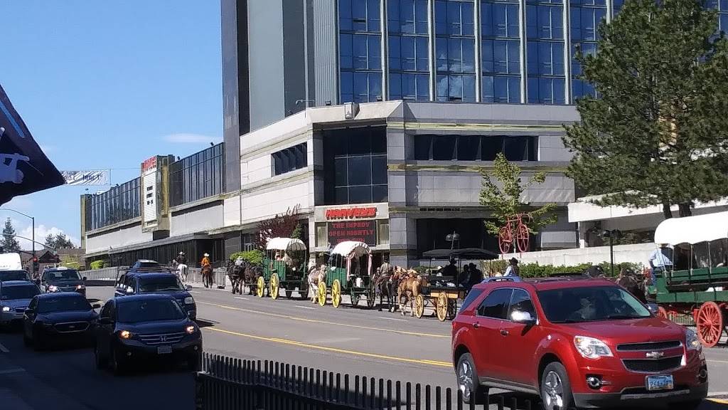 Lucky Beaver, Bar & Burger | restaurant | 31 US-50 #104, Stateline, NV 89449, USA | 7755807770 OR +1 775-580-7770