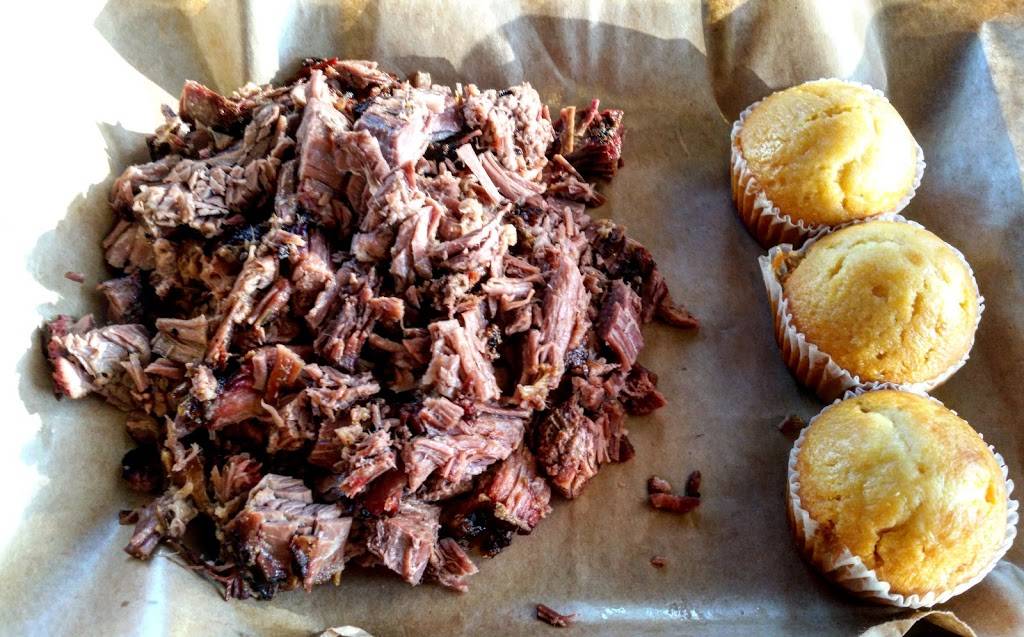 Dickeys Barbecue Pit | restaurant | 2363 E Colorado Blvd, Pasadena, CA 91107, USA | 6269932862 OR +1 626-993-2862