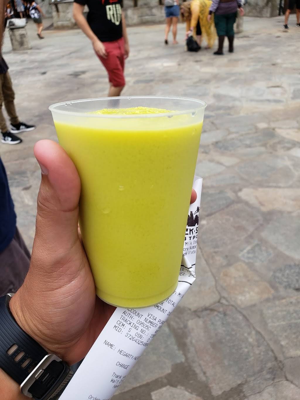 Milk Stand | restaurant | 351 S Studio Dr N, Lake Buena Vista, FL 32830, USA | 4079395277 OR +1 407-939-5277