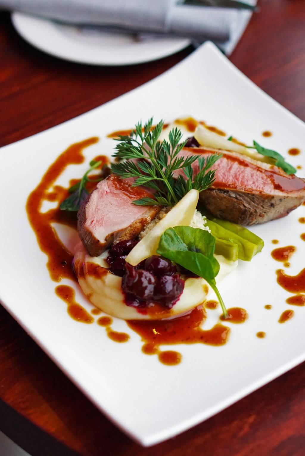 The Manor | restaurant | 924 N Charles St, Baltimore, MD 21201, USA | 4438351526 OR +1 443-835-1526