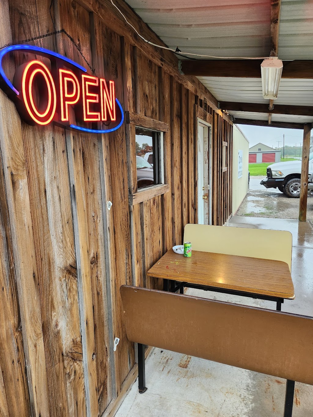 Drake’s | restaurant | 100 Railroad St, Wardell, MO 63879, USA | 5733520822 OR +1 573-352-0822