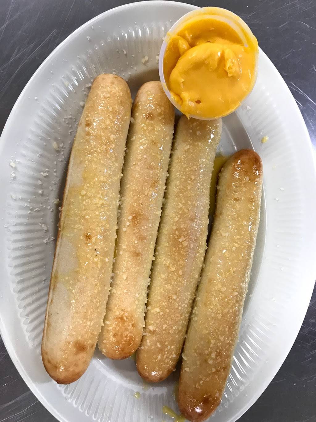 Topeka Pizza | restaurant | 118 S Babcock St, Topeka, IN 46571, USA | 2605933090 OR +1 260-593-3090