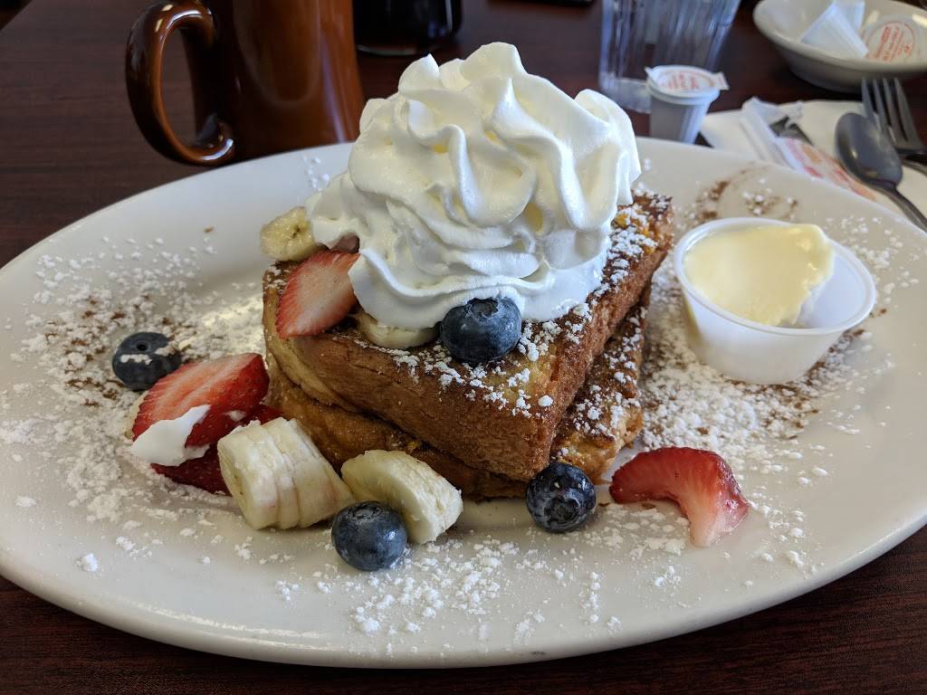 Plaza Diner | restaurant | 122 Main St, Oneonta, NY 13820, USA | 6074413393 OR +1 607-441-3393