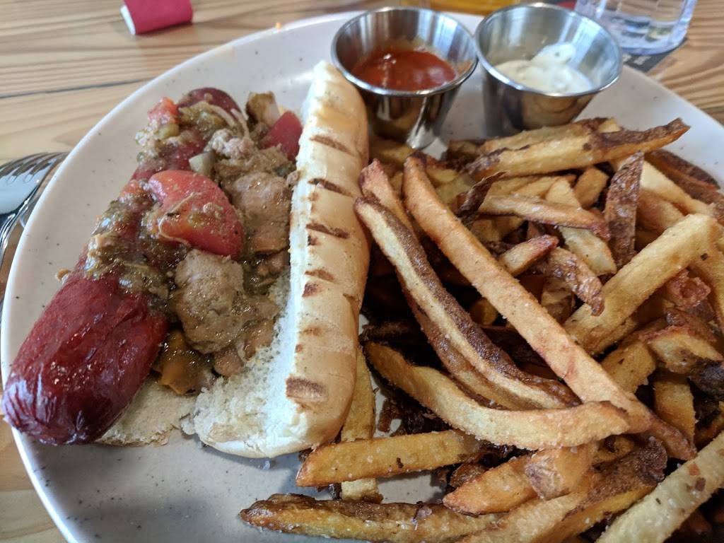 Daredevil Hall | restaurant | 2721 E 86th St Suite 180, Indianapolis, IN 46240, USA | 3177572888 OR +1 317-757-2888