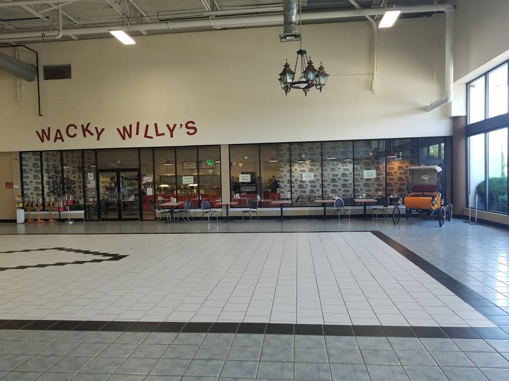 Wacky Willys Restaurant | restaurant | 4220 Bardstown Rd, Louisville, KY 40218, USA | 5023450842 OR +1 502-345-0842
