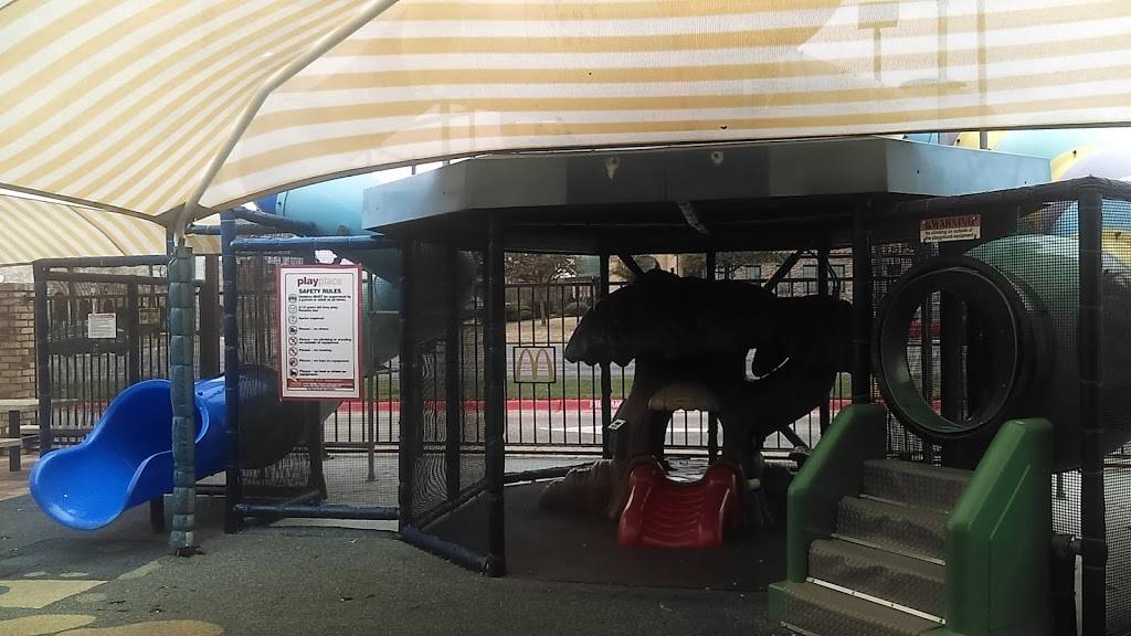 McDonalds | cafe | 1101 S Morgan St, Granbury, TX 76048, USA | 8175730206 OR +1 817-573-0206