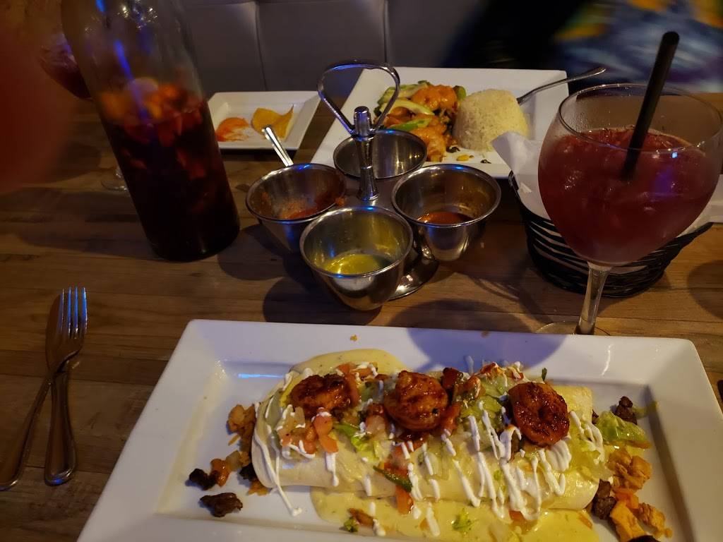 Hola Restaurant & Tequila Bar | restaurant | 154 Turnpike Rd, Southborough, MA 01772, USA | 5084602058 OR +1 508-460-2058