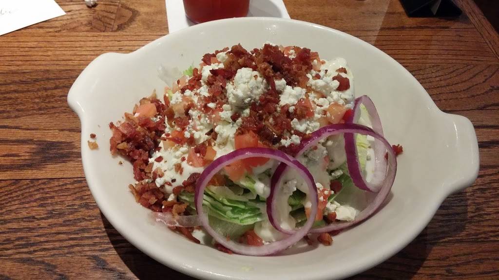 Snuffers Restaurant & Bar | restaurant | 4717 Colleyville Blvd, Colleyville, TX 76034, USA | 6823253625 OR +1 682-325-3625