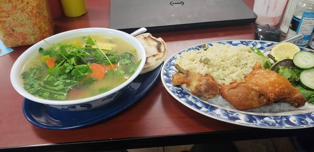 Pupuseria El Chalet | restaurant | 8689 Sierra Ave c, Fontana, CA 92335, USA | 9093579949 OR +1 909-357-9949