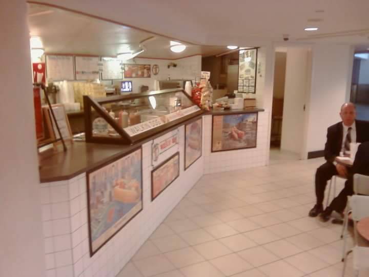 Walkin Dog | restaurant | 618 2nd Ave S, Minneapolis, MN 55402, USA | 6124360055 OR +1 612-436-0055