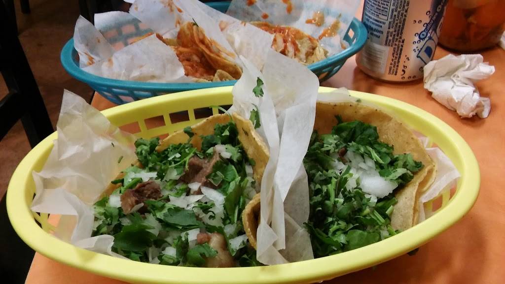 Tortillería y Taquerías Atotonilco | restaurant | 1637 S Blue Island Ave, Chicago, IL 60608, USA | 3122264817 OR +1 312-226-4817