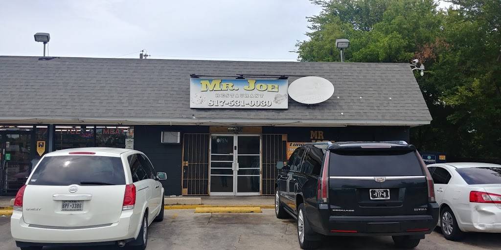 Mr Joes Restaurant | restaurant | 5001 E Berry St, Fort Worth, TX 76119, USA | 8175310030 OR +1 817-531-0030