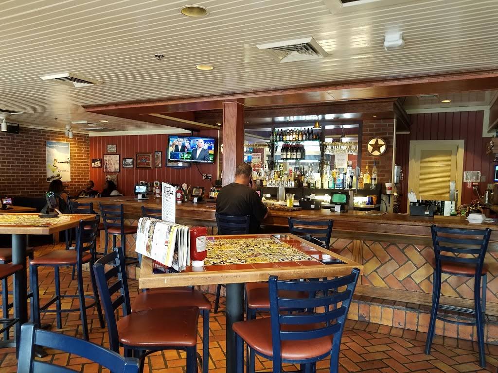 Chilis Grill & Bar | meal takeaway | 2029 Arden Way, Sacramento, CA 95825, USA | 9169052480 OR +1 916-905-2480