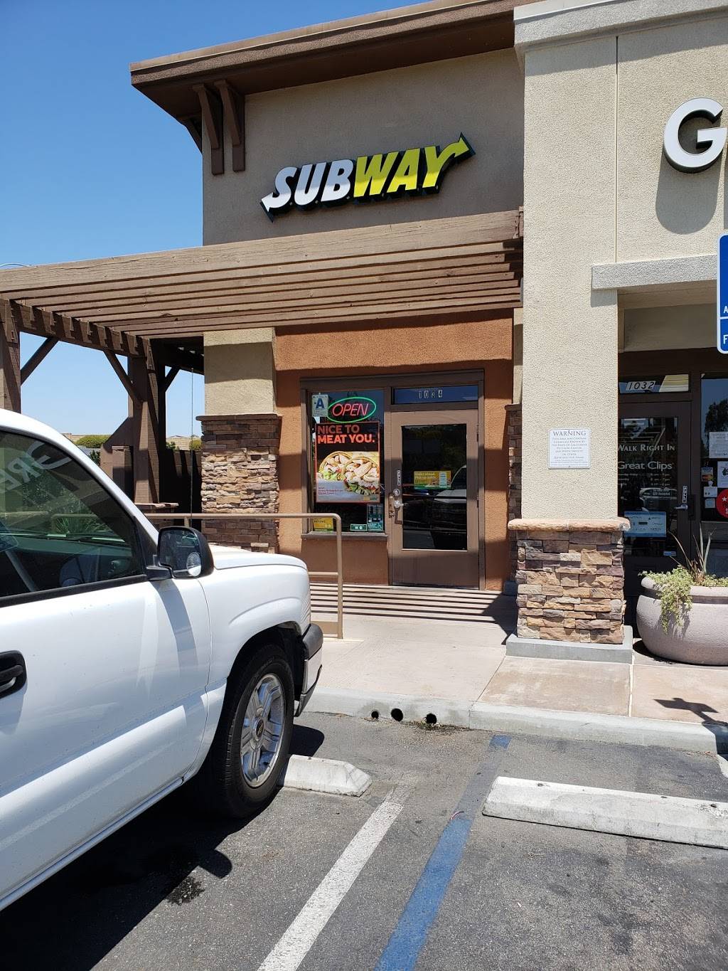 El Norte Pkwy Plaza | shopping mall | 964-1042 W El Norte Pkwy, Escondido, CA 92026, USA | 8588474600 OR +1 858-847-4600