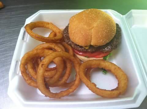 Papa Joes | restaurant | 13280 FL-19, Fort McCoy, FL 32134, USA | 3526853663 OR +1 352-685-3663